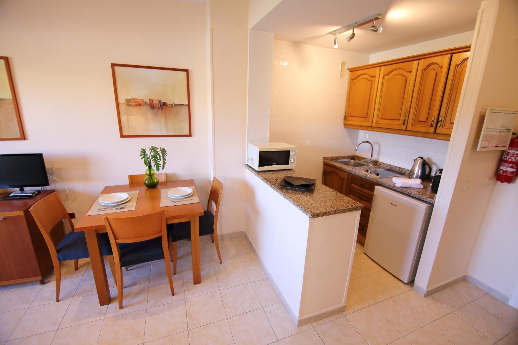 בנאלמדנה Benalbeach Premium Apartments By Alfresco Stays מראה חיצוני תמונה