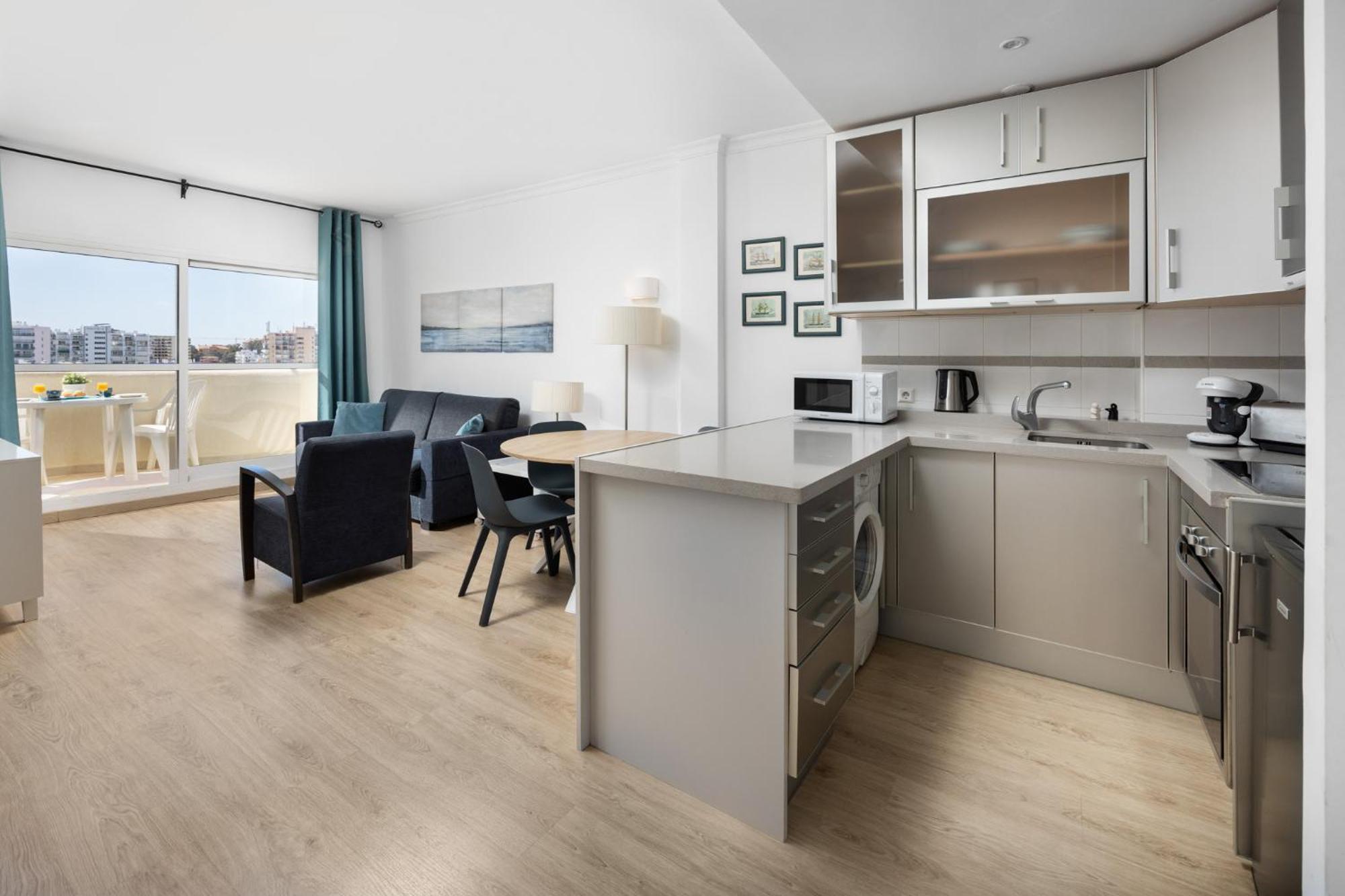בנאלמדנה Benalbeach Premium Apartments By Alfresco Stays מראה חיצוני תמונה